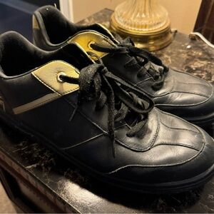 Men black/gold Timberland tennis shoes 12